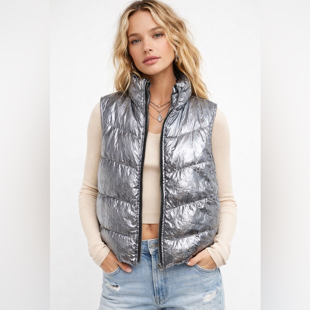 Anthropologie Metallic Silver Puffer‎ Vest – Size Small